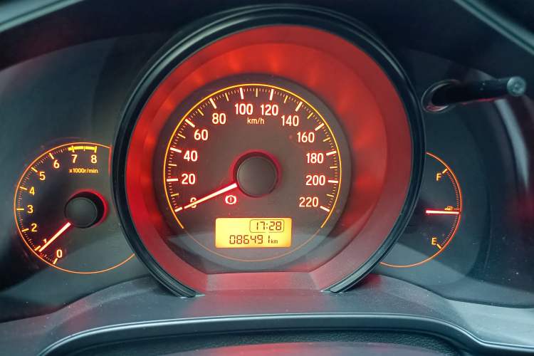 Used Honda Fit 2014 1.5L LX Manual Comfort Model
