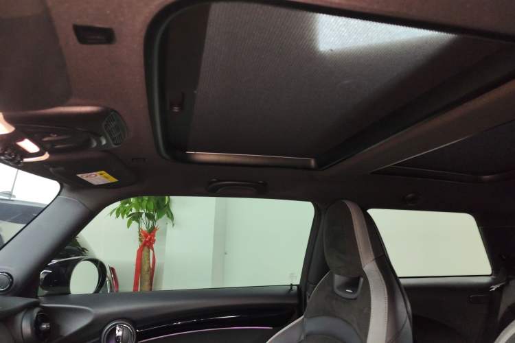 Used MINI 2022 2.0T COOPER S Racing Driver