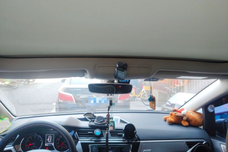 Used Volkswagen Touran 2016 Volkswagen Touran L 280TSI DSG Comfort Edition
