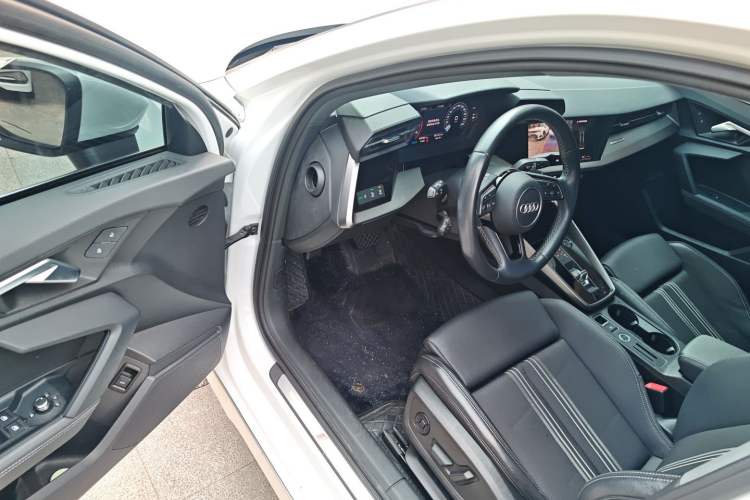 Used Audi A3 2024 A3L Limousine 35 TFSI Fashion Sport Model Driver Seat