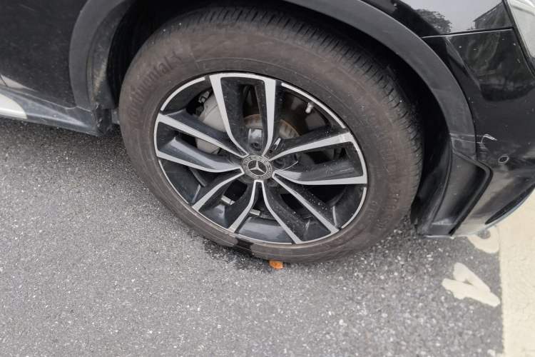 Used Mercedes-Benz GLC 2020 Facelift GLC 300 L 4MATIC Dynamic Edition
