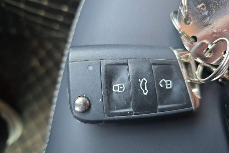 Used Volkswagen Lavida 2023 1.5L Automatic De Yi Edition