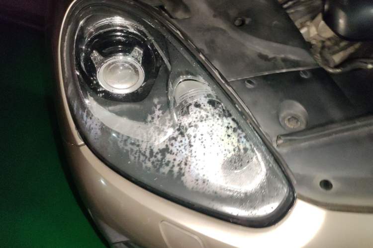 Used Porsche Cayenne 2015 Cayenne 3.0T Right Front Headlight