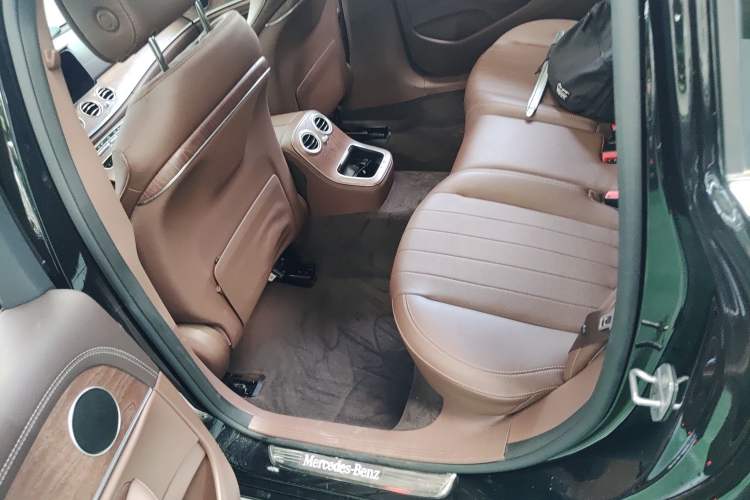 Used Mercedes-Benz E-Class New Energy 2022 Facelift E 350 e L Plug-in Hybrid Sedan
