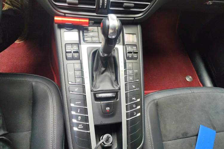 Used Porsche Macan 2018 Macan 2.0T
