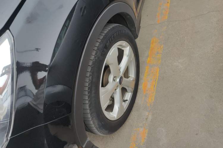 Used Ford Kuga 2017 EcoBoost 180 Two-Wheel-Drive Tiger Leap Model
