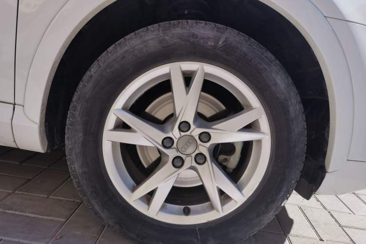 Used Audi Q3 2017 30 TFSI Fashion Model