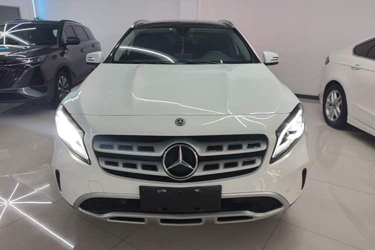 Used Mercedes-Benz GLA 2017 GLA 200 Fashion Model
