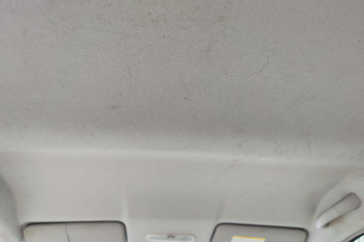 Used Nissan March 2010 1.5L Automatic Easy-Style Version
