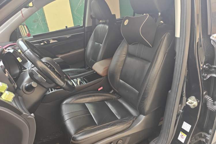 Used GAC Trumpchi GS7 2017 320T Two-Wheel-Drive Luxury Smart Connectivity Model