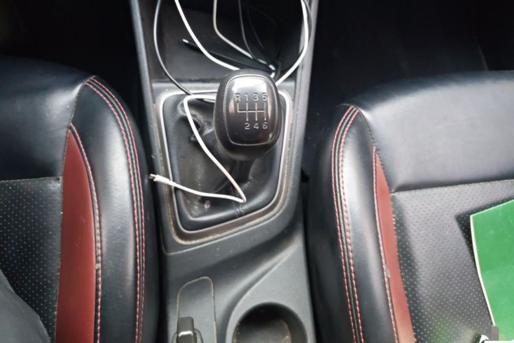 Used Hyundai Verna (new generation) 2016 1.4L Manual Cool Edition GLS Gear Lever