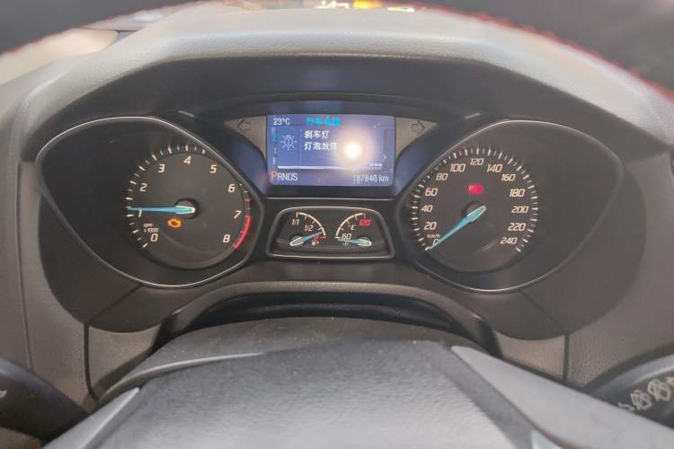 Used Ford Focus 2012 Hatchback 1.6L Automatic Fashion Edition
