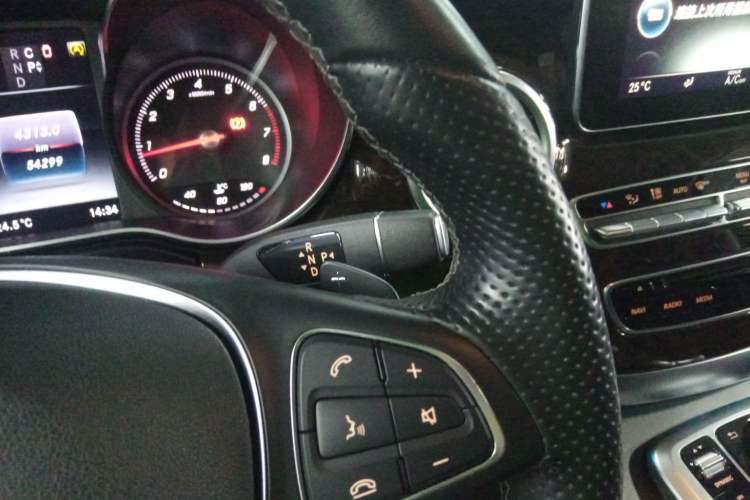 Used Mercedes-Benz V-Class 2018 V 260 Prestige Edition China VI