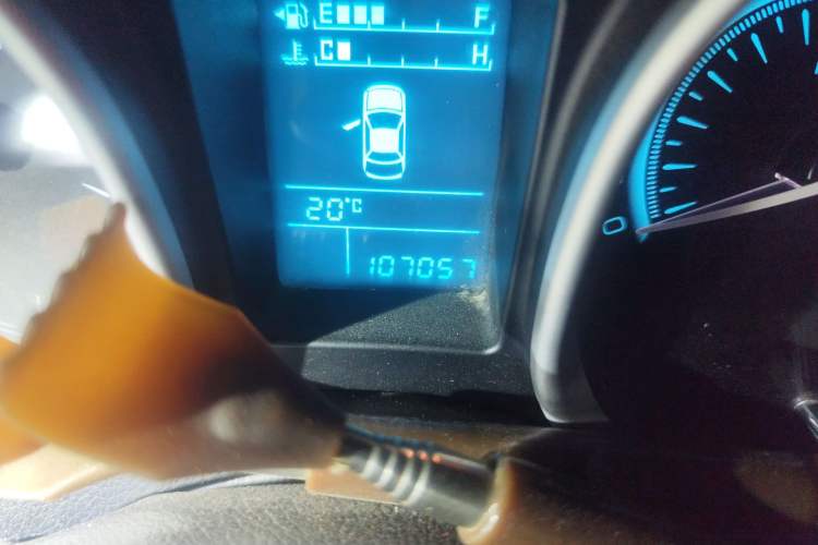 Used GAC Trumpchi GS5 2012 2.0L Manual Two-Wheel Drive Comfort Edition Odometer Close Up