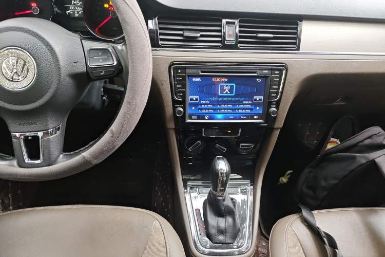 Used Volkswagen Bora 2015 Value Edition 1.6L Automatic Comfort Version