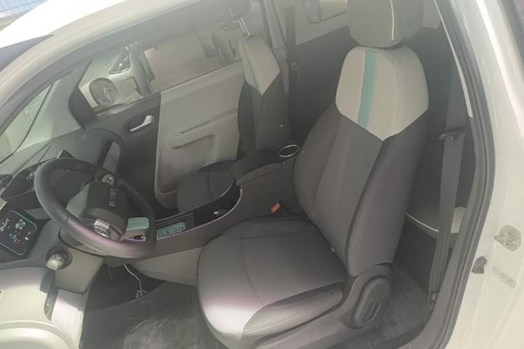 Used CHANGAN NEVO Lumin 2023 301km Honey Dew Edition