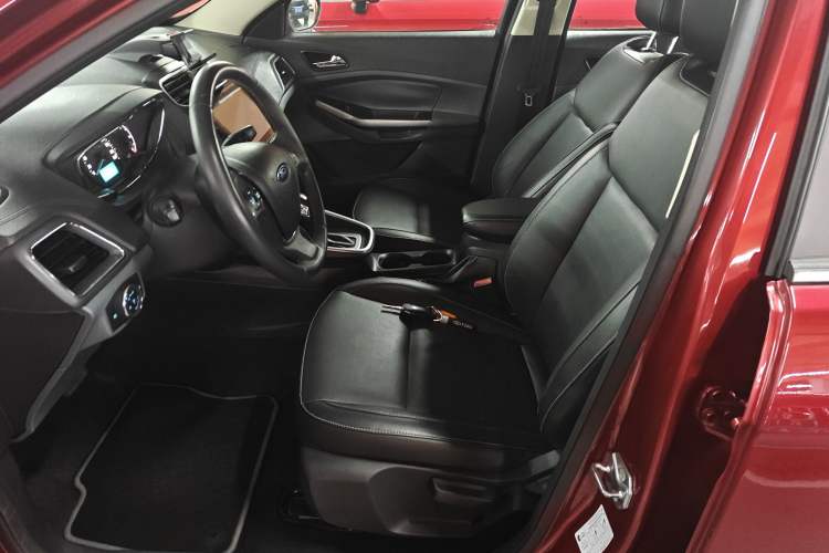 Used Ford Escort 2015 1.5L Automatic Fashion Model