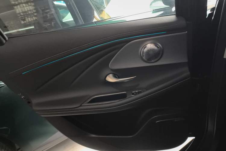 Used Chery Arrizo 8 2023 High-Energy Edition 2.0T DCT Luxury