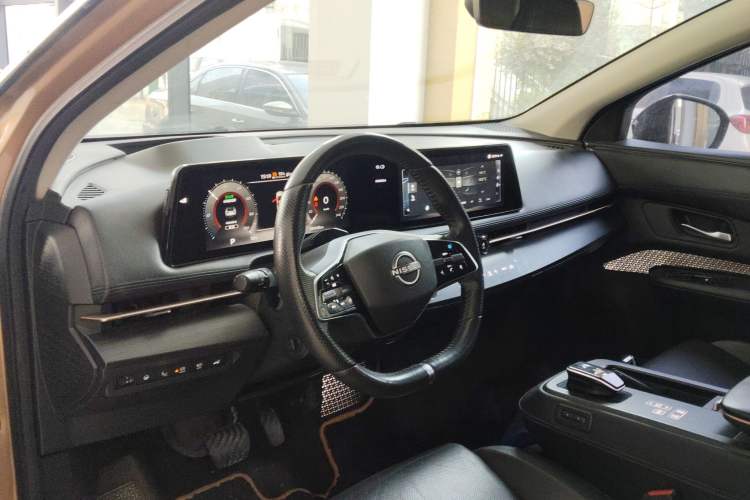 Used Nissan ARIYA 2022 Two-Wheel Drive Long Range Top-Tier Version Interior 2