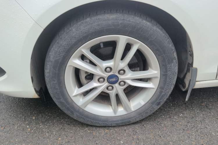 Used Ford Escort 2019 Revised Version 1.5L Automatic Enjoyment Type China VI Standard
