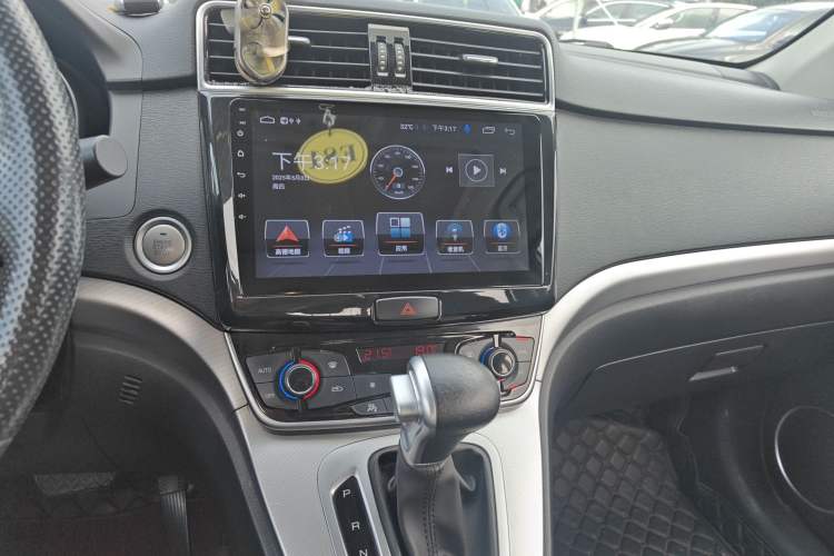 Used Haval M6 2019 1.5T DCT Two-Wheel Drive Value Edition China VI Standard