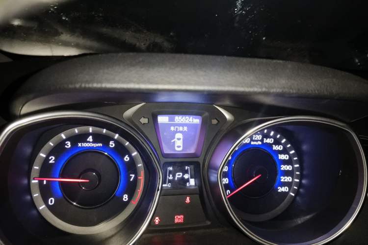 Used Hyundai Elantra (5th Generation / Langdong) 2015 1.6L Automatic Leading Model
