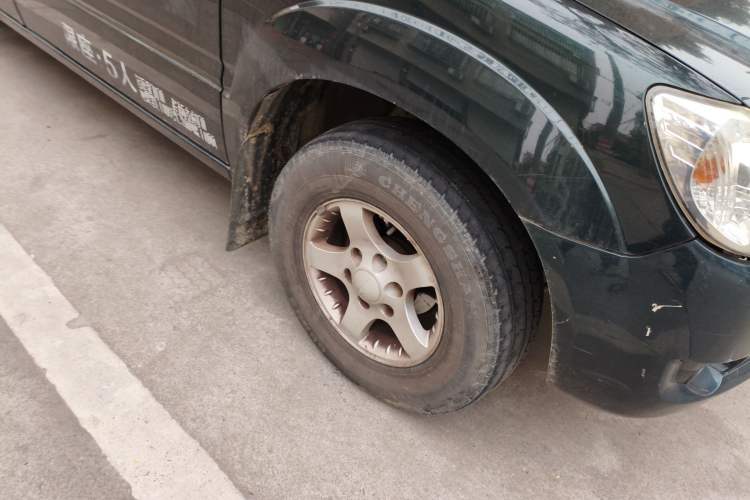 Used JMC Baodian 2015 2.8T New Value-Added Diesel Two-Wheel Drive Comfort Edition JX493ZLQ4F
