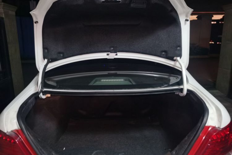 Used BYD Surui 2015 Revised Version 1.5L Automatic Luxury Edition
