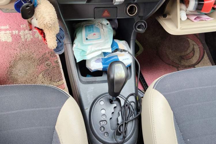 Used Suzuki Alto 2013 1.0L Automatic Luxury Model Gear Lever