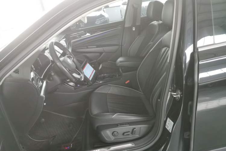 Used Volkswagen Passat 2023 330TSI Starry Luxury Edition Left Front Seat