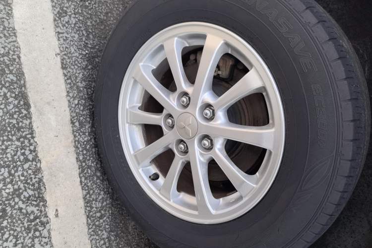 Used Mitsubishi ASX 2013 2.0L CVT Two-Wheel Drive Luxury Edition