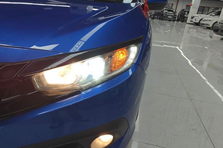 Used Honda Civic 2016 220TURBO CVT Luxury Edition