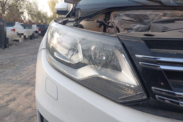 Used Volkswagen Tiguan 2013 2.0 TSI Automatic All-Wheel-Drive Flagship Edition Right Front Headlight