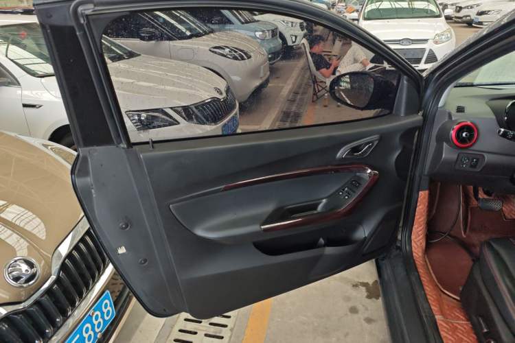 Used Chery New Energy Little Ant 2022 Sweet Pink Edition Full-Sugar Version Lithium Iron Phosphate 30 kW 301 km