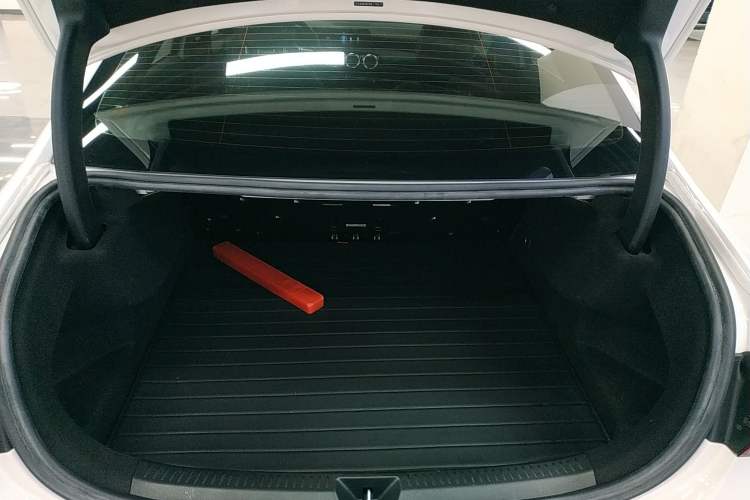 Used Mercedes-Benz A-Class 2021 A 200 L Sport Sedan Fashion Model