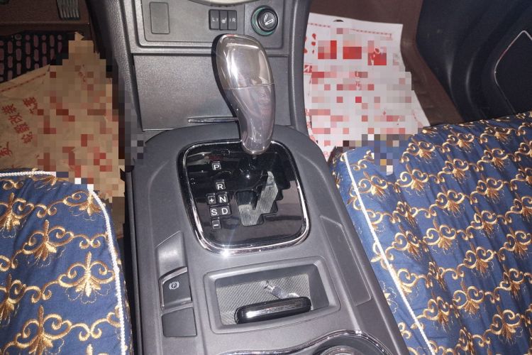 Used BYD S7 2015 2.0T Upgraded Automatic Flagship Version
