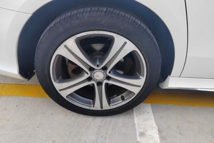 Used Mercedes-Benz E-Class 2016 E 200 L Sport Edition
