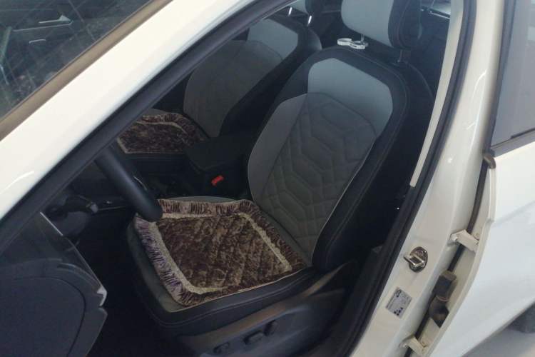 Used Volkswagen Tayron 2023 280TSI Two-Wheel-Drive Luxury Plus Advanced Version
