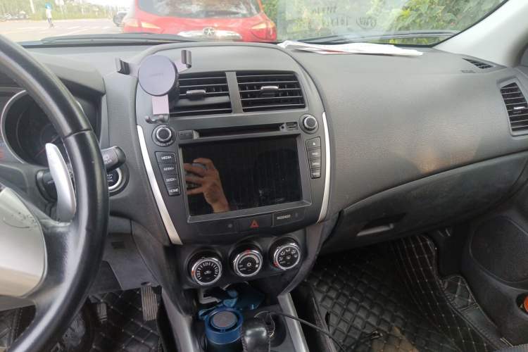 Used Mitsubishi ASX 2013 2.0L CVT Two-Wheel Drive Luxury Edition