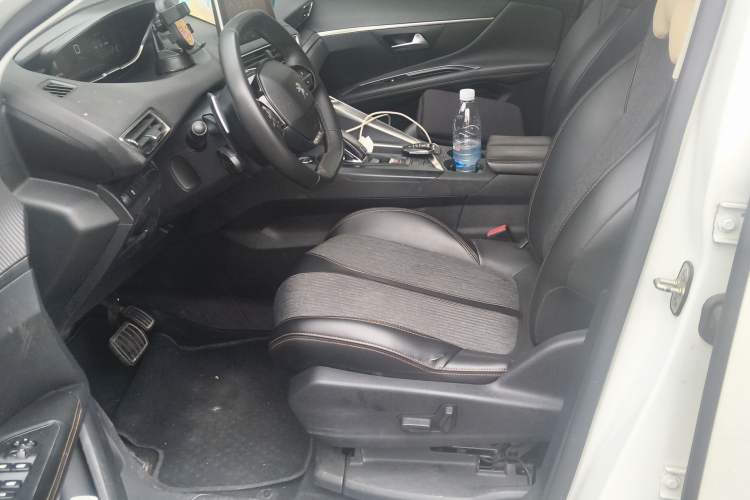 Used Peugeot 4008 2017 350THP Elite Edition Left Front Seat