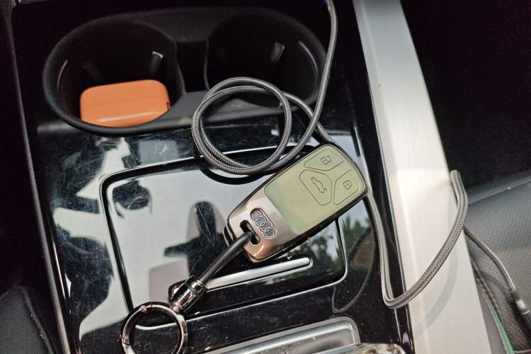 Used Audi A5 2024 Sportback 40 TFSI quattro Luxury Dynamic Model Vehicle Key