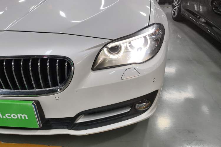 Used BMW 5 Series 2017 525Li Leading Model
