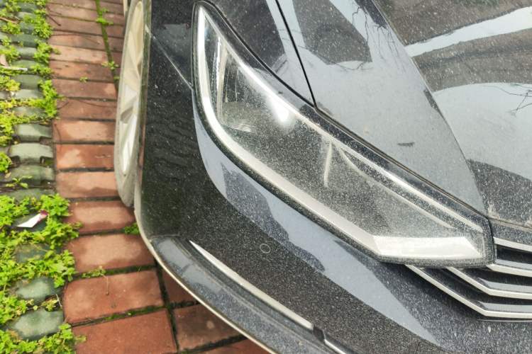 Used Volkswagen Magotan 2018 330TSI DSG Advanced Model Right Front Headlight