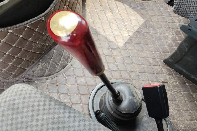 Used Iveco Daily 2012 2.5T-A35 Logistics Version 1 Mid-Roof
