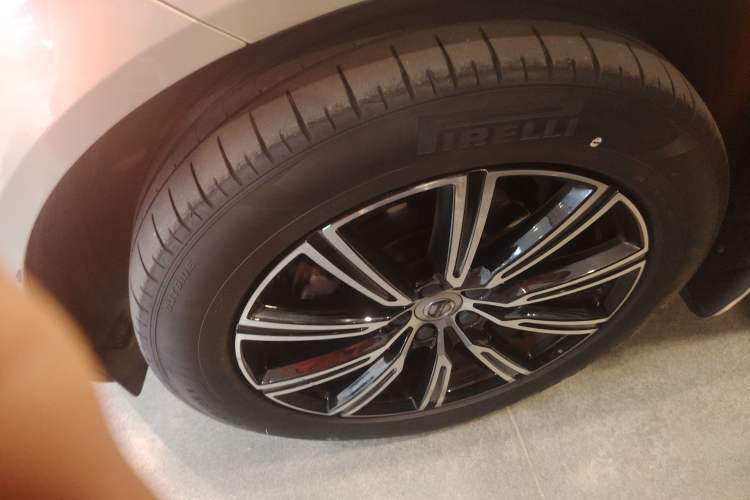 Used Volvo XC60 2020 T5 4x4 Smart Luxury Edition
