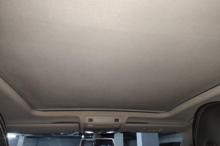 Used Volkswagen Tayron 2019 330TSI Two-Wheel-Drive Luxury Version China V Emission Standard