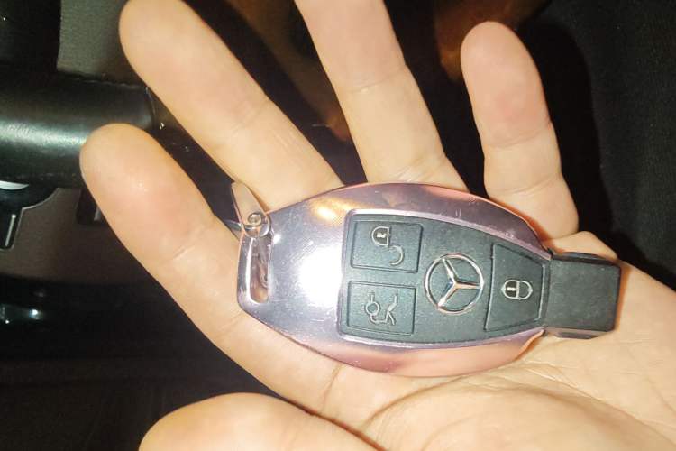 Used Mercedes-Benz S-Class 2011 S 350 L CGI Vehicle Key