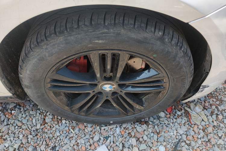 Used BMW 3 Series 2016 320Li Ambition Model
