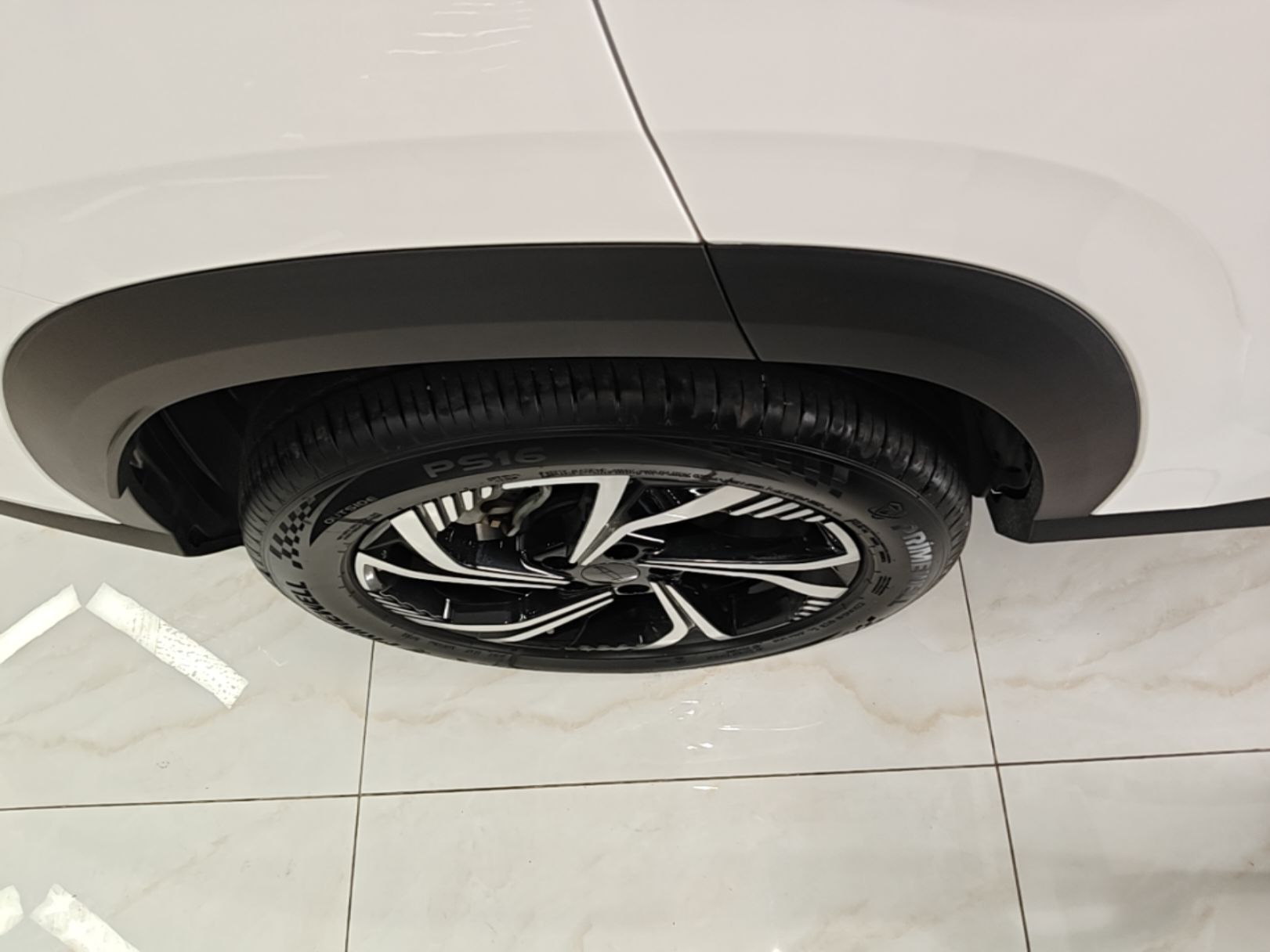 Geely Auto Emgrand X7 Sport 2024 1.5TD Smart Connect+ — снимка 11