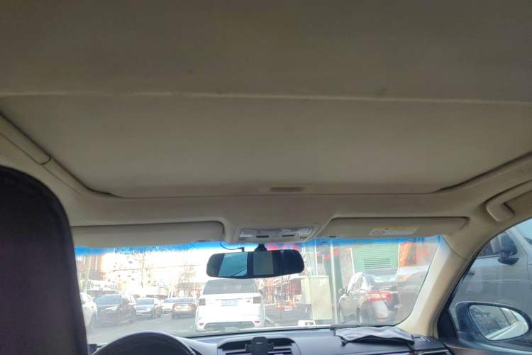 Used Toyota Camry 2015 2.0G Premier Edition